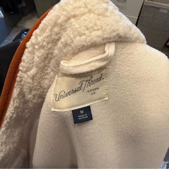 Universal Thread cozy Sherpa jacket - Picture 4 of 4